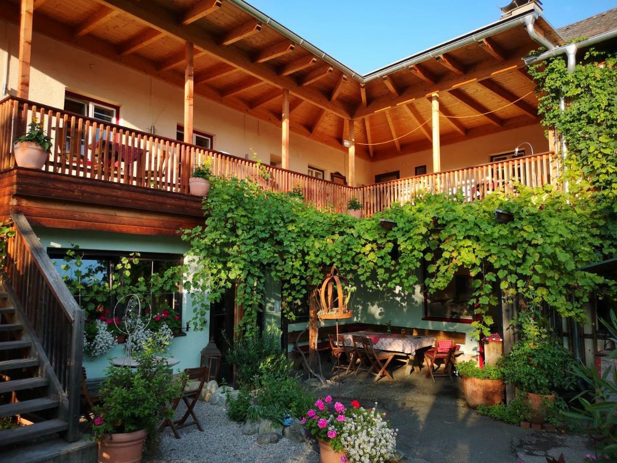 Der Eberhard - Wohnen & Essen Bei Ilse Hotell Sankt Michael in Obersteiermark Eksteriør bilde